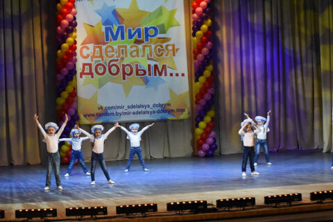 Танцуем Морячку!